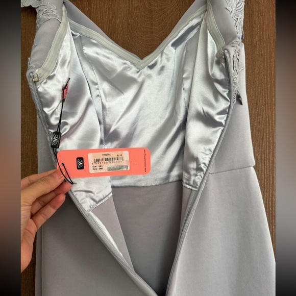 NWT CHI CHI bodycone cocktail dress - Picture 5 of 5